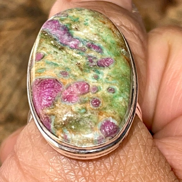 Beautiful Green Ruby Fuchsite Ring 12 1/2 - Picture 6 of 11